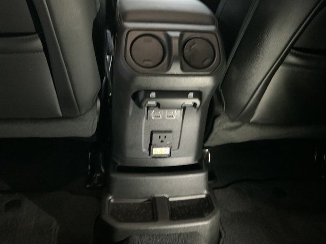 Used 2023 Jeep Wrangler Unlimited Sahara AWD/4WD image 23