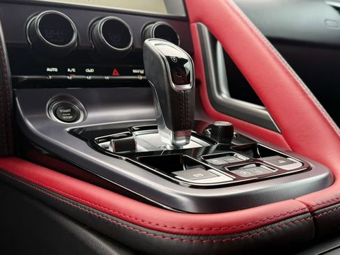 Used 2022 Jaguar F-TYPE Convertible image 42