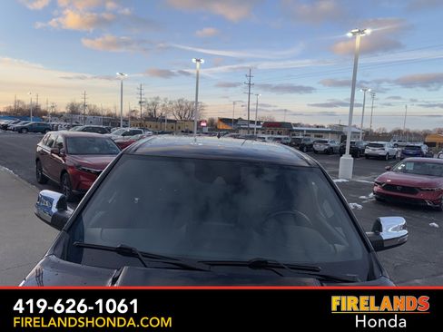 Used 2023 RAM 1500 Laramie image 14