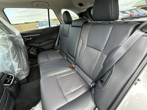 Certified 2025 Subaru Outback Limited image 13