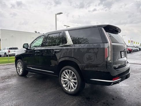 Used 2024 Cadillac Escalade Premium Luxury w/ Performance Package AWD/4WD image 4