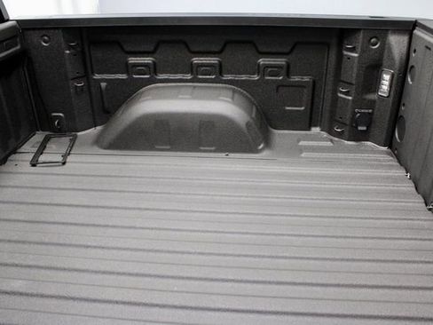 Used 2025 Chevrolet Silverado 1500 High Country w/ Technology Package image 14