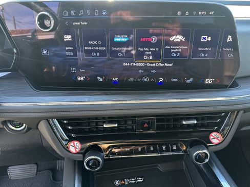 Used 2025 Chevrolet Tahoe LT image 30