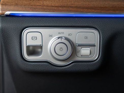 New 2025 Mercedes-Benz GLE 350 4MATIC image 18