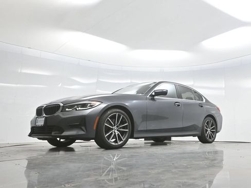Used 2019 BMW 330i Sedan w/ Convenience Package RWD image 53