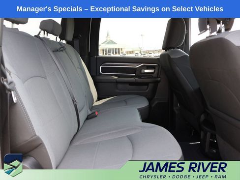 Used 2024 RAM 3500 Big Horn AWD/4WD image 12