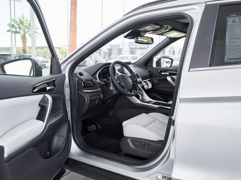 New 2026 Mitsubishi Eclipse Cross SEL image 18