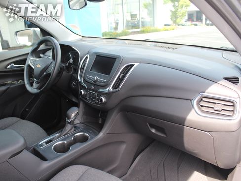 Certified 2024 Chevrolet Equinox LT w/ LPO, Floor Liner Package FWD image 26