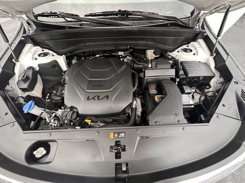 Used 2022 Kia Telluride EX image 37