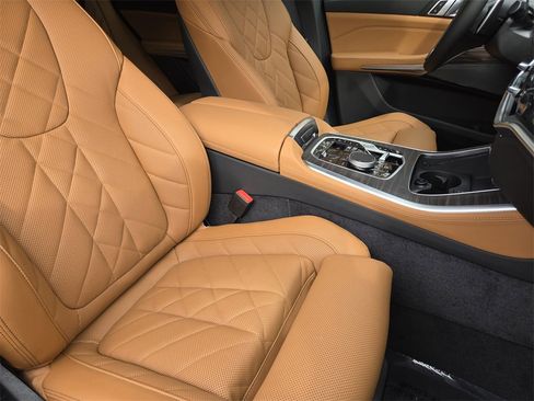 New 2026 BMW X5 xDrive50e w/ Premium Package image 16