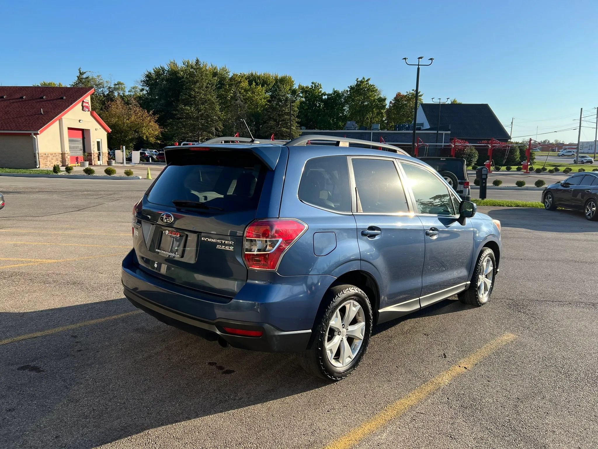 Used 2014 Subaru Forester 2.5i Limited AWD/4WD image 5