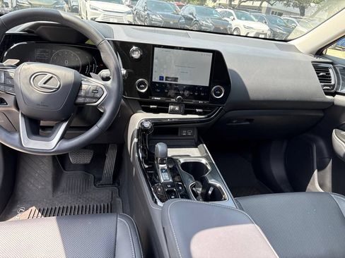 Certified 2024 Lexus NX 250 FWD w/ Towing Package (2000 Lbs) image 18