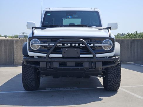 Used 2023 Ford Bronco Outer Banks w/ Sasquatch Package AWD/4WD image 11