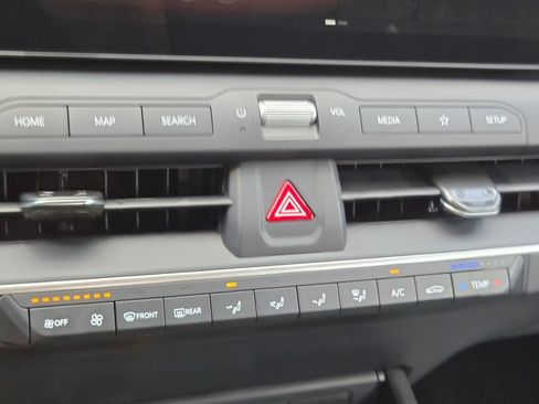 New 2026 Kia K4 FWD image 27