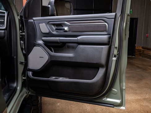 Used 2026 RAM 1500 Laramie w/ Night Edition image 37