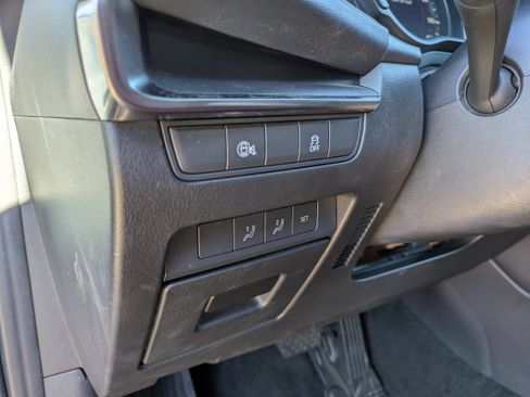 Used 2024 MAZDA MAZDA3 s image 20