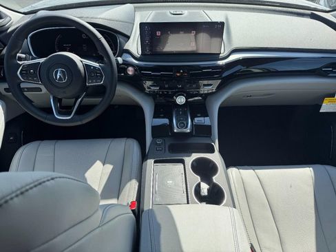 Certified 2026 Acura MDX SH-AWD w/ Technology Package image 9