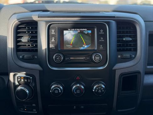 Used 2018 RAM 1500 Express AWD/4WD image 13