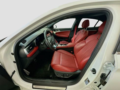 Used 2023 Genesis G70 2.0T w/ Sport Prestige Package image 13