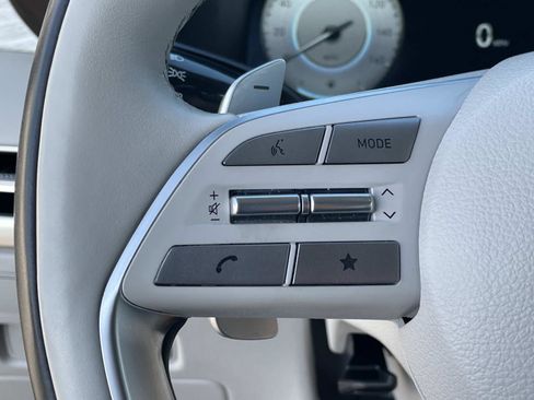 Used 2023 Hyundai Palisade Calligraphy image 8