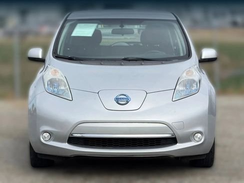 Used 2014 Nissan Leaf S image 5