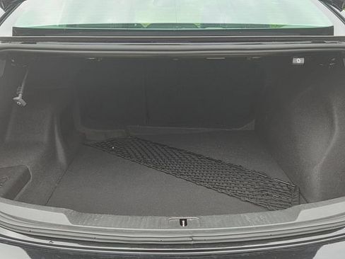 Used 2017 Buick LaCrosse Essence FWD image 11