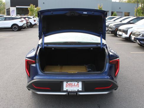 New 2025 Kia K4 LXS image 7