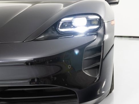 Certified 2023 Porsche Taycan GTS image 32