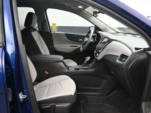 Used 2023 Chevrolet Equinox LS w/ LS Convenience Package image 13
