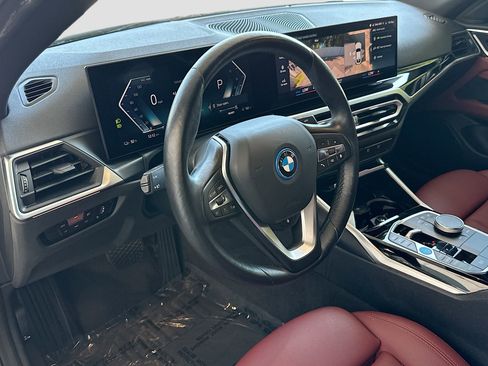 Certified 2023 BMW i4 eDrive35 w/ Premium Package RWD image 9