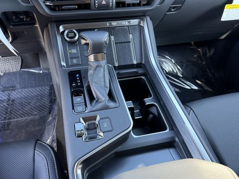 New 2026 Lexus GX 550 AWD/4WD image 25