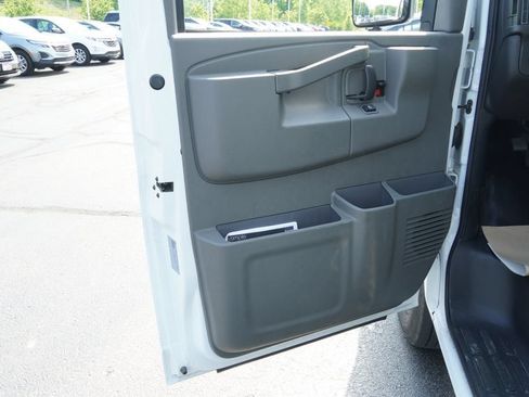 New 2026 Chevrolet Express 3500 w/ Power Convenience Package RWD image 5