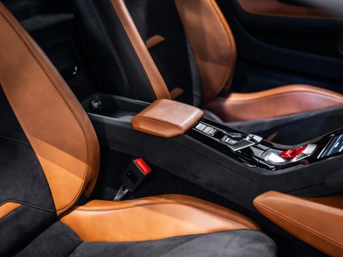 Used 2023 Lamborghini Huracan Tecnica RWD image 23