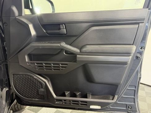 Used 2024 Toyota Tacoma SR5 AWD/4WD image 17