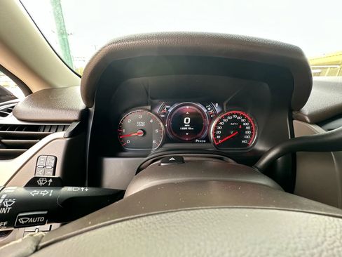 Used 2016 GMC Yukon XL Denali w/ Open Road Package image 30