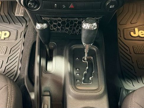 Used 2013 Jeep Wrangler Unlimited Sport AWD/4WD image 13