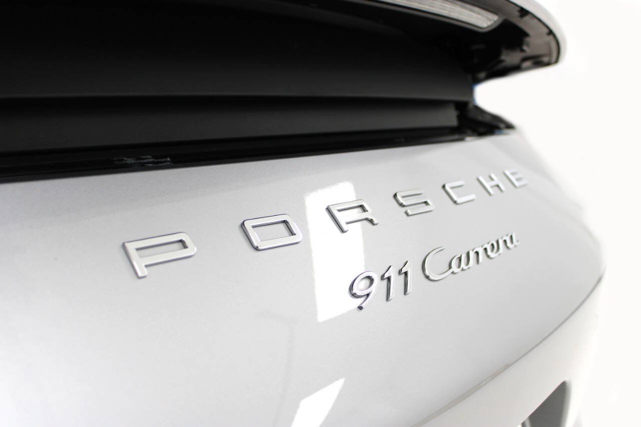 Used 2017 Porsche 911 Carrera image 14