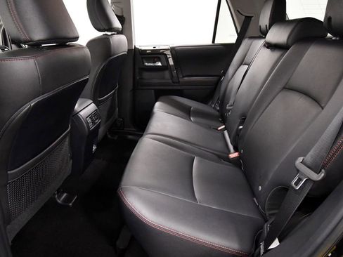 Used 2023 Toyota 4Runner TRD Off-Road Premium w/ Moonroof Package AWD/4WD image 15