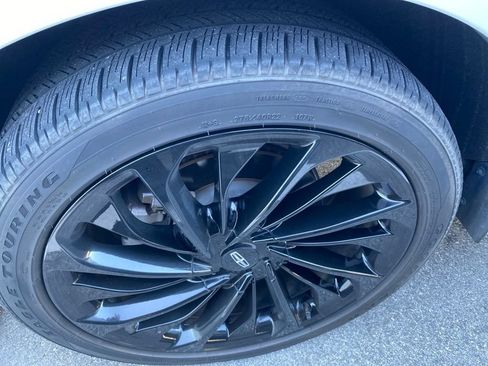 Used 2023 Lincoln Aviator Reserve w/ Equipment Group 201A AWD/4WD image 7