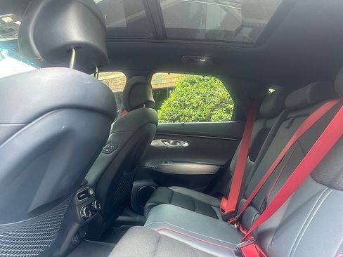 Used 2023 Genesis GV70 2.5T w/ Sport Prestige Package AWD/4WD image 6