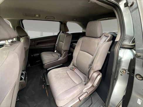 Used 2018 Honda Odyssey LX image 21