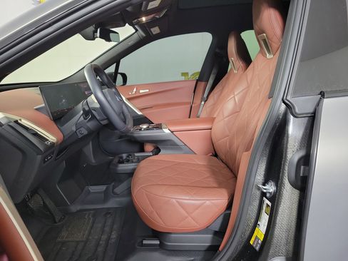 Certified 2023 BMW iX xDrive50 w/ Sport Package image 5