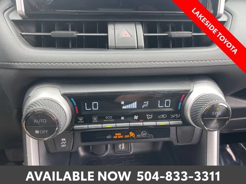 Certified 2025 Toyota RAV4 LE AWD/4WD image 33