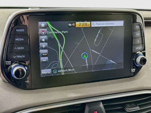 Used 2019 Hyundai Santa Fe AWD image 17