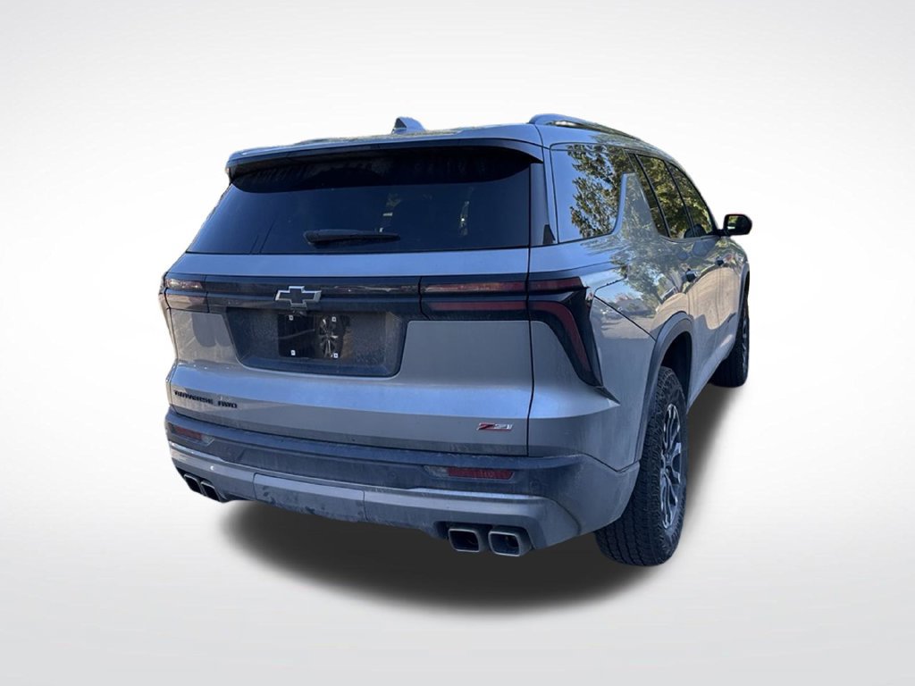 Used 2024 Chevrolet Traverse Z71 w/ LPO, Floor Liner Package AWD/4WD image 6