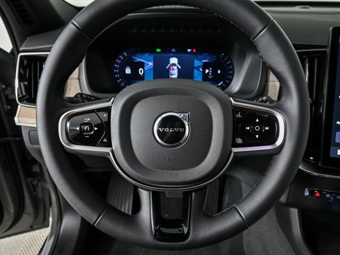 Used 2026 Volvo XC90 B6 Plus w/ Protection Package Premier image 10