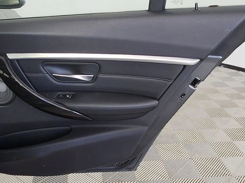 Used 2016 BMW 330e 330e Sedan 4D image 16