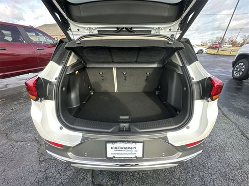 Used 2021 Buick Encore GX Essence w/ Advanced Technology Package image 23