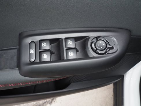 Certified 2025 Dodge Hornet GT image 25