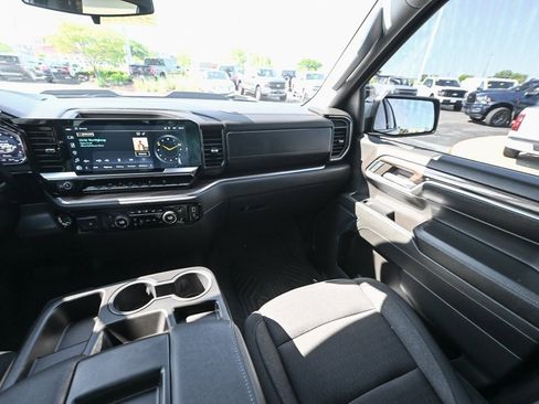 Used 2024 Chevrolet Silverado 1500 LT Trail Boss w/ Protection Package image 33